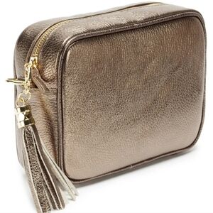 CREDENZA ITALY METALLIC GOLD CROSSBODY/ SHOULDER BAG WITH TASSLE